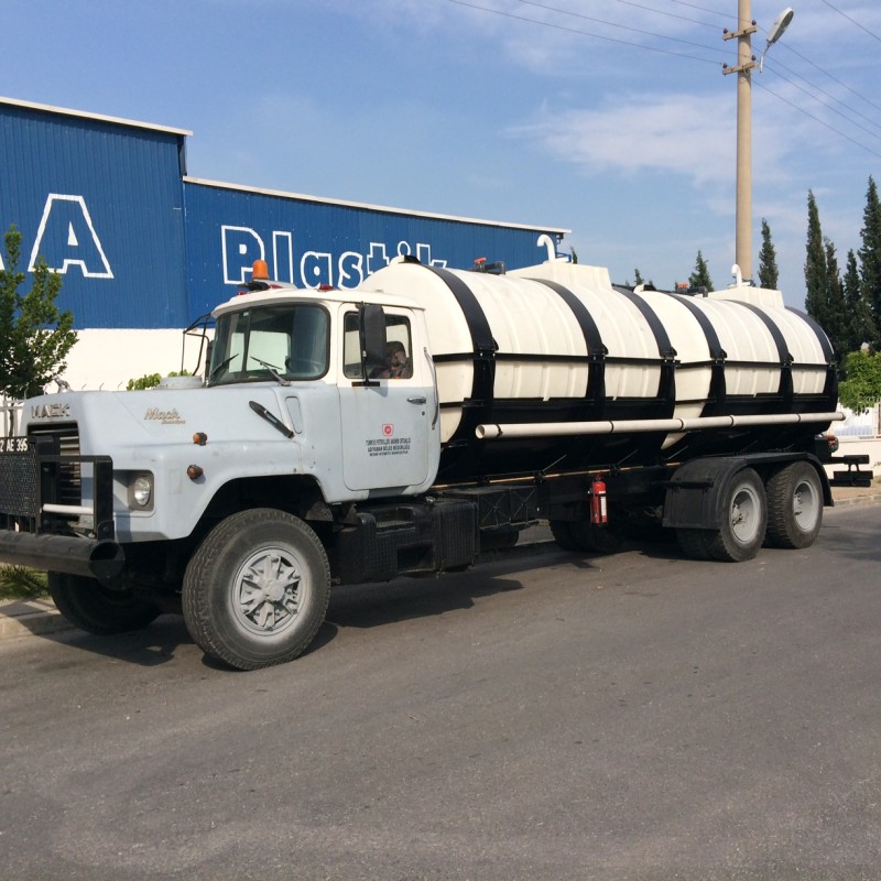 Polyethylene Vehicle Mounted Chemical Transport Tank